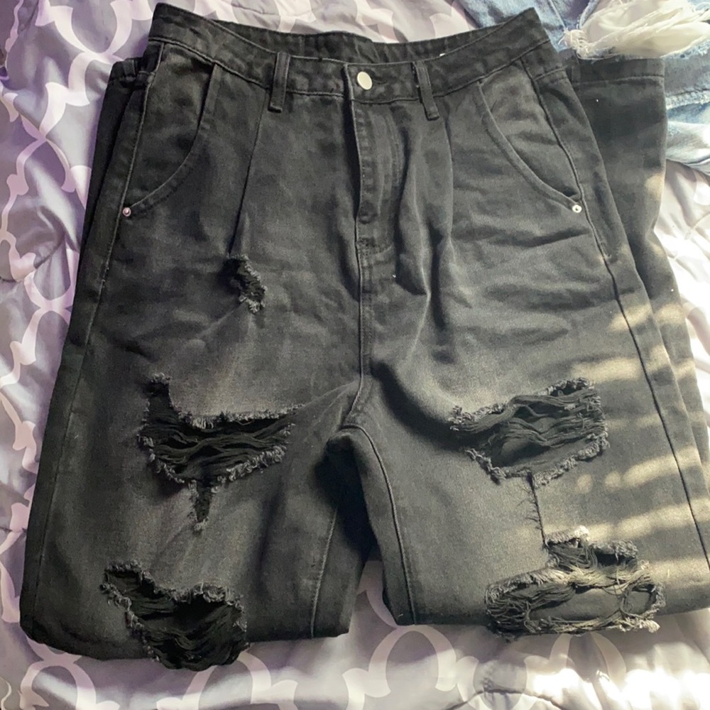 black ripped mom jeans